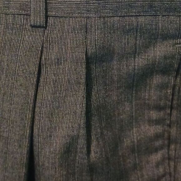 Men's 34 /30 Gallery by Haggar Grey Slacks - Picture 4 of 11
